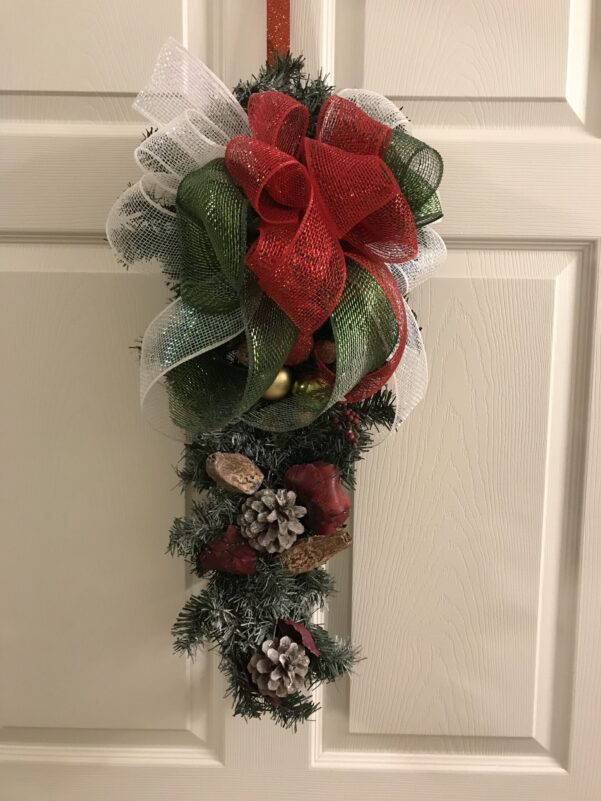 Pinecone Swag Wreath