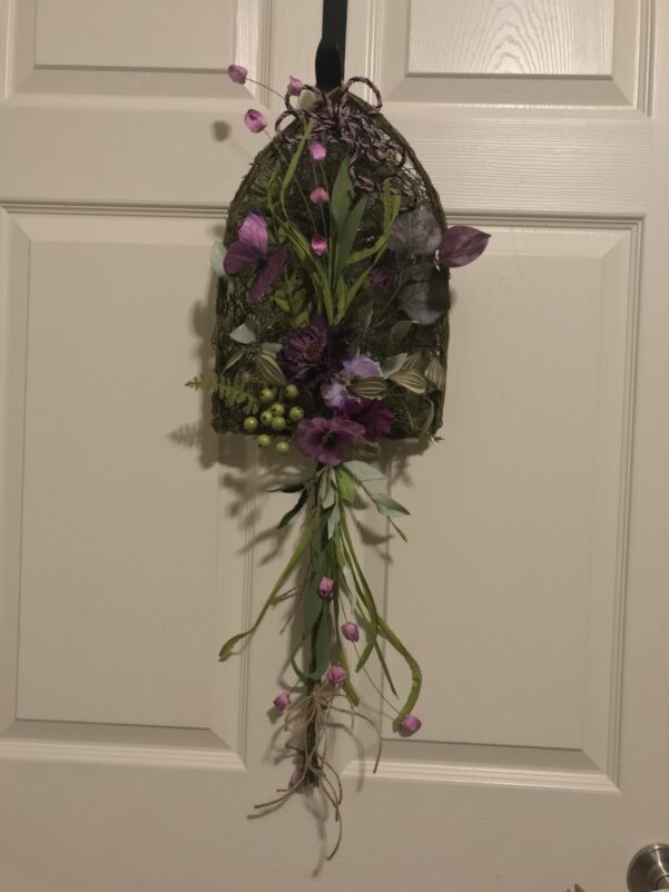 Spade Wall Hanging Wreath