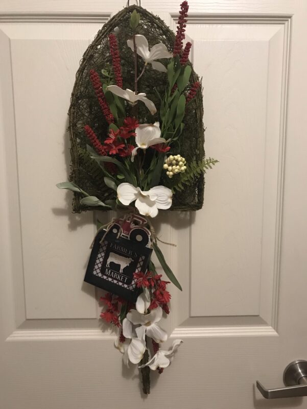 Farmers Market Spade Wreath
