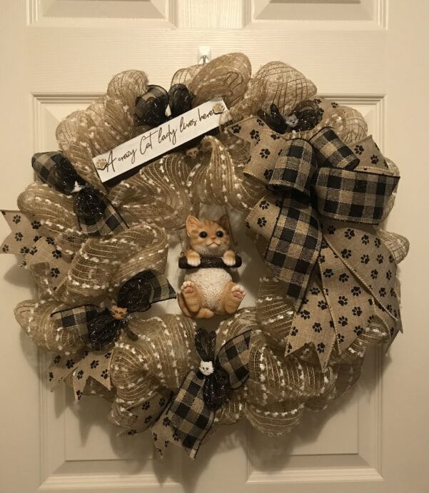 Kitty on a swing Wreath