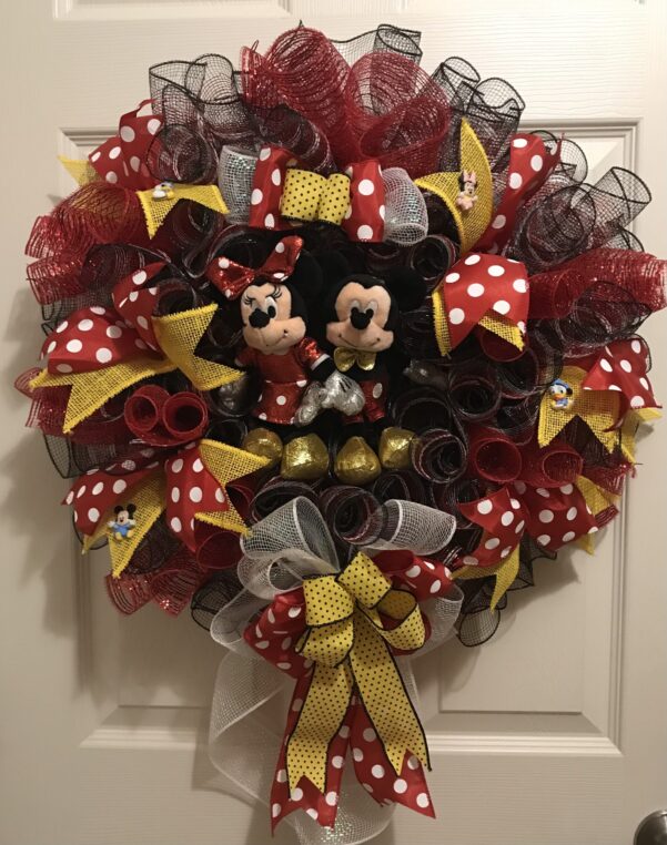 Disney's Mickey and Minny Mouse Wreath