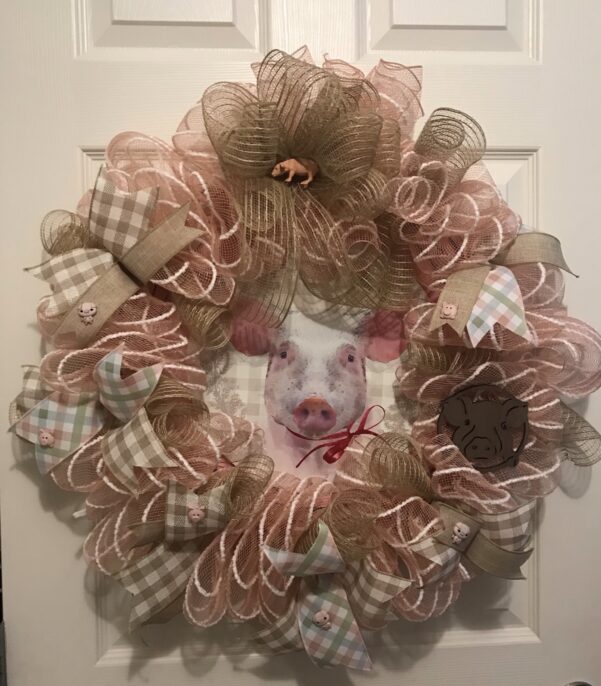 Pretty Pig Wreath