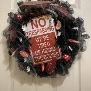 Halloween Scary Body wreath