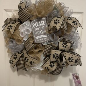 Don't Let the Cat Out Wreath
