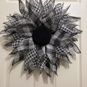 Black and checked pinwheel wreath